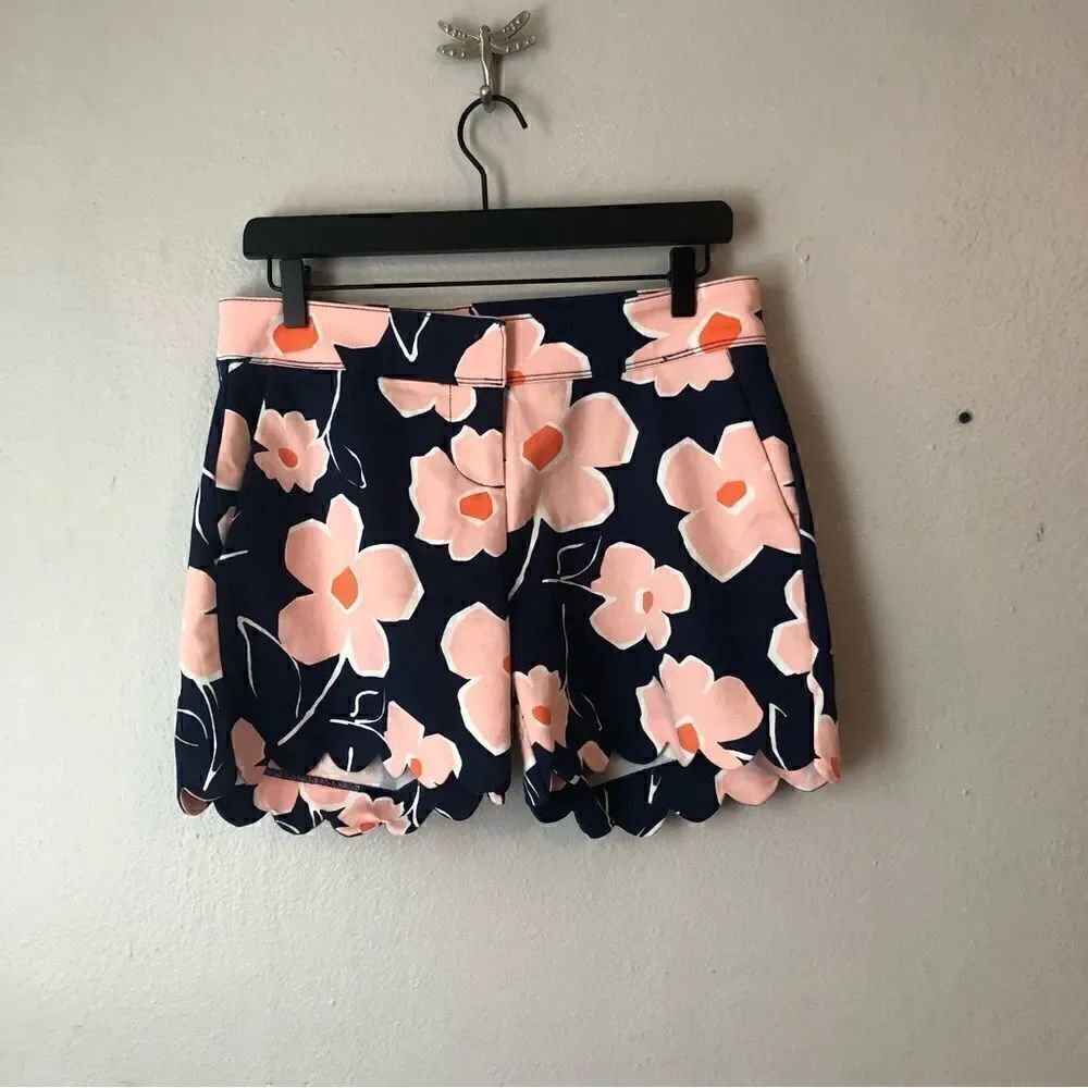 Isaac Mizrahi retro floral print shorts with scalloped hem